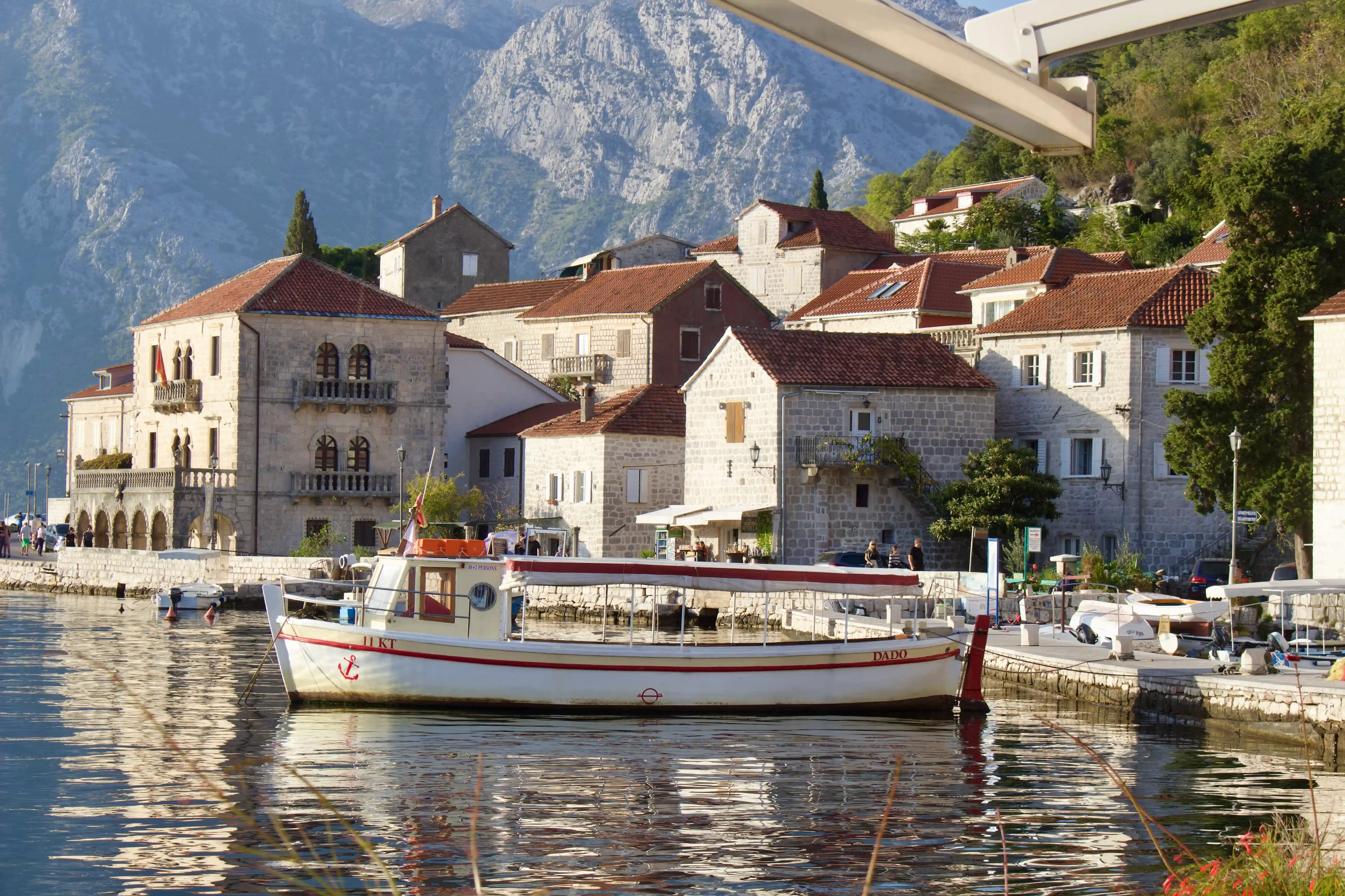 Imagine Can you walk around Kotor? in Kotor