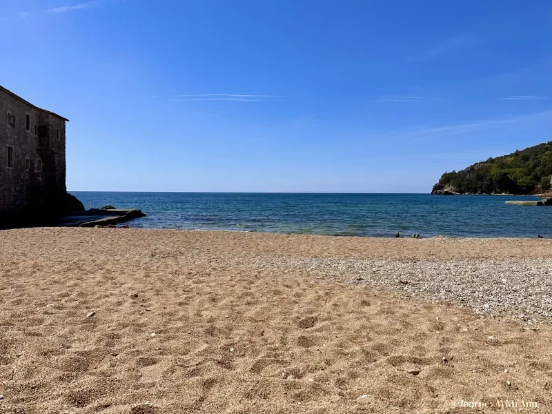 Beach Richardova Glava in Budva